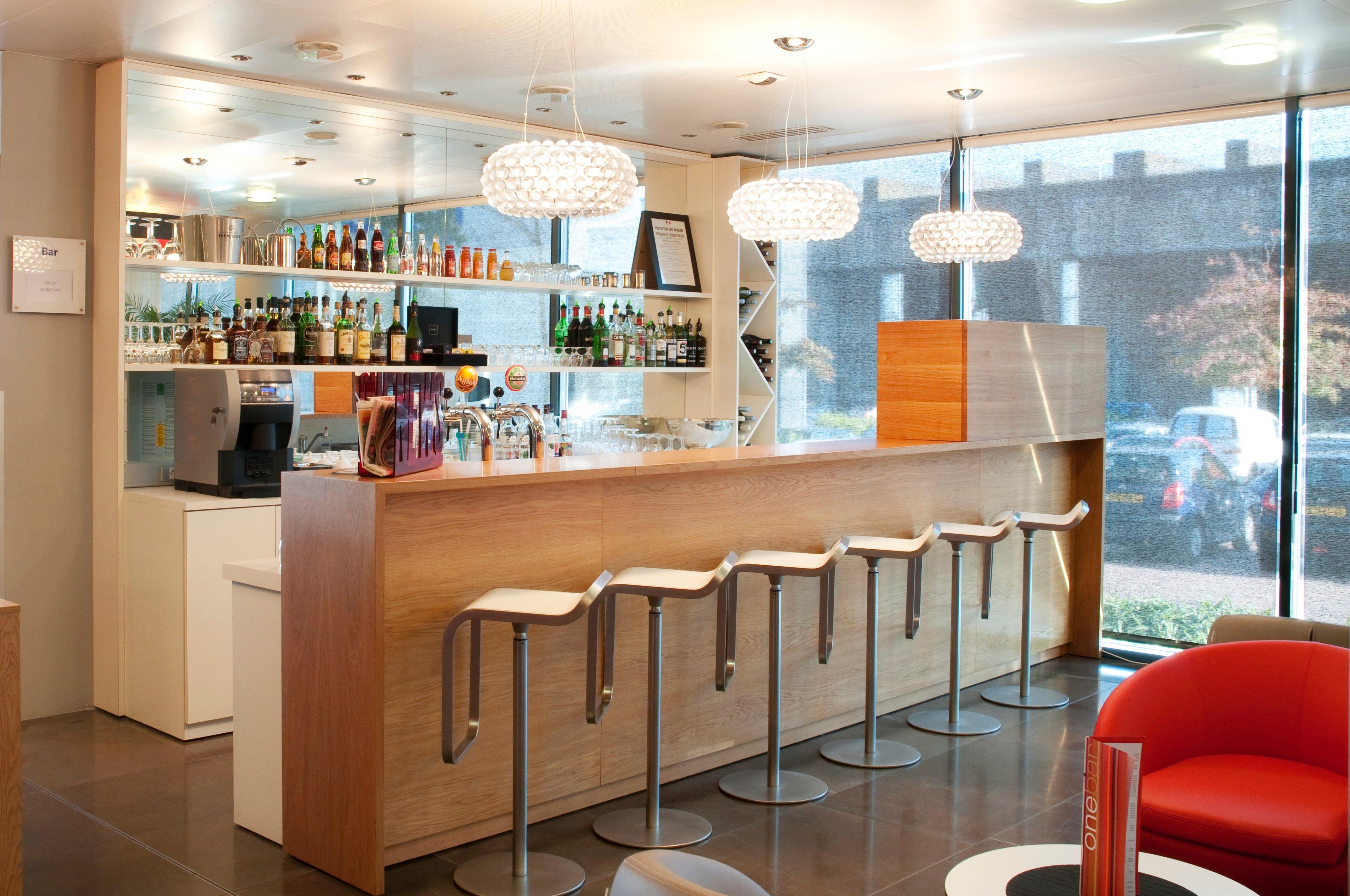Holiday Inn Express Saint-Nazaire By Ihg Restaurant bilde